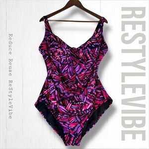 SWIMSUITS FOR ALL Women’s Size 24 Swimsuit One Piece Fully Lined Support Ruching